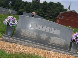 Donnie G Fields