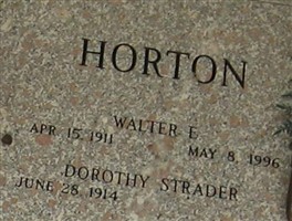 Dorothy E Strader Horton