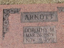 Dorothy M Arnott