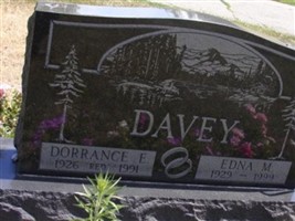 Dorrance E Davey