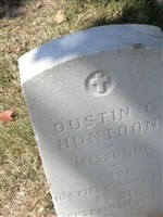 Dustin C Huntoon