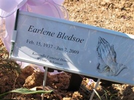 Earlene McCammon Bledsoe Earlene McCammon Bledsoe