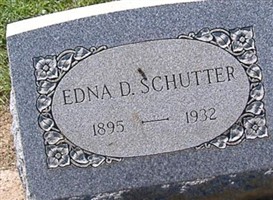 Edna D Schutter