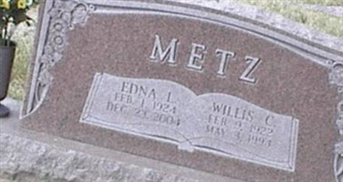 Edna Louise Daniels Metz Edna Louise Daniels Metz