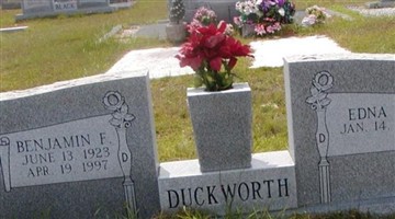 Edna V Duckworth