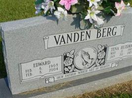 Edward Vanden Berg