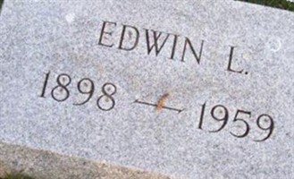 Edwin L Simmering