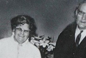 Eldon E Lau