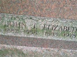 Elizabeth Blum