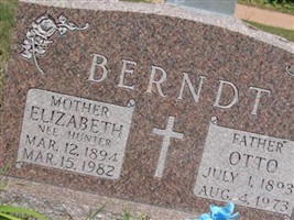 Elizabeth Hunter Berndt Elizabeth Hunter Berndt