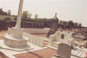 Elouges Communal Cemetery, Dour