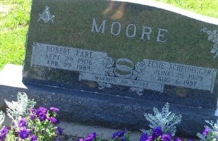 Elsie L. Scheidegger Moore