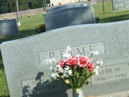Elsie M Reime