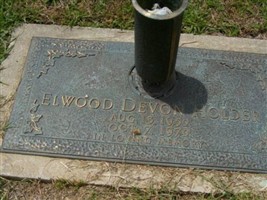 Elwood Devon Holder (2156107.jpg)