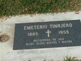 Emeterio Tinajero