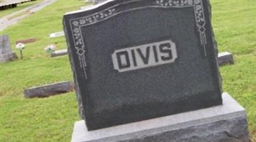 Emma Divis