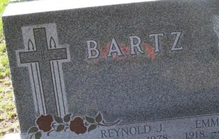 Emma R Bartz