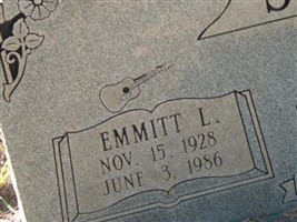 Emmitt Lecil Shields