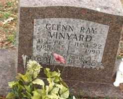 Erin Lee Vinyard