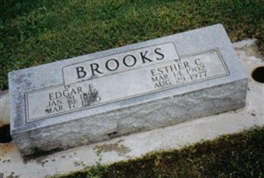 Esther Cockrell Van Vleet Brooks