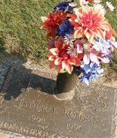 Esther Elizabeth Roueche Roberts