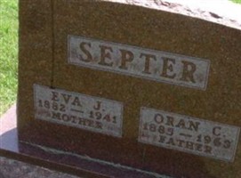 Eva J Septer