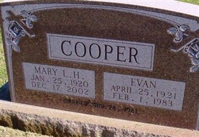 Evan Cooper