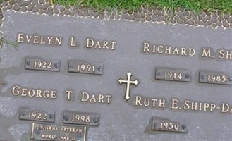 Evelyn L Dart