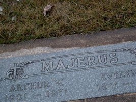Evelyn Martha Reding Majerus