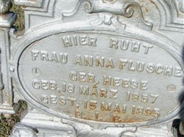 Frau Anna Hesse Flusche