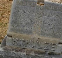 Friederike C. Schulze Friederike C. Schulze