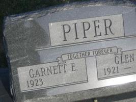Garnett E Piper