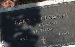 Gary E Clemons