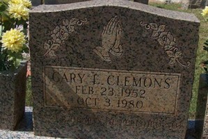 Gary E Clemons