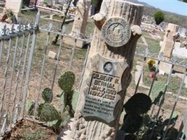 Gilbert R Bernal