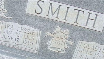 Gladys D Smith