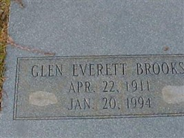 Glen Everett Brooks