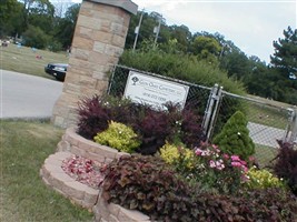 Glen Oaks Cemetery