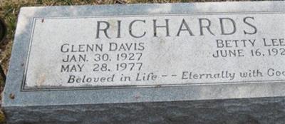 Glenn Davis Richards