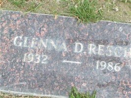 Glenna D Resch