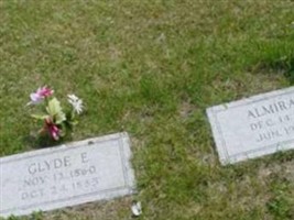 Glyde E LEARNED