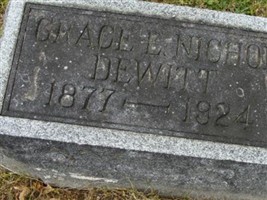 Grace E Nichol DeWitt