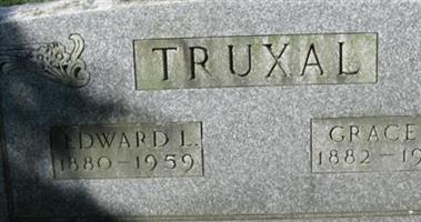 Grace M Lloyd Truxal