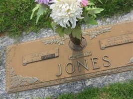 Greta Jones Greta Jones