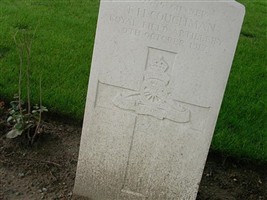 Gunner T H Couchman
