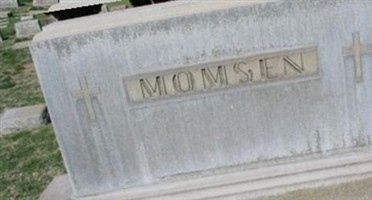 Gus Peter Momsen