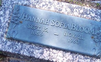 Hannah Sofia Bloom