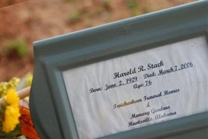Harold R. Stack (1869882.jpg)