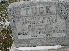 Hazel D Chamberlain Tuck