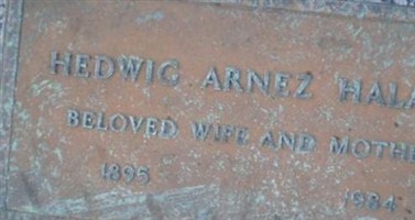 Hedwig Arnez Halape Hedwig Arnez Halape